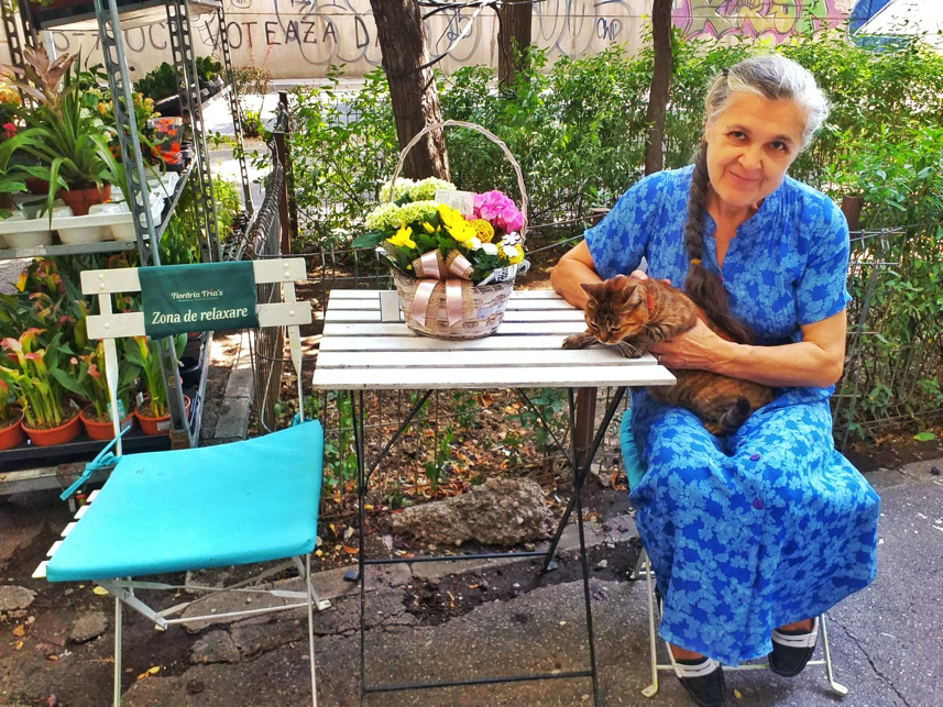 loc de relaxare-floraria trias